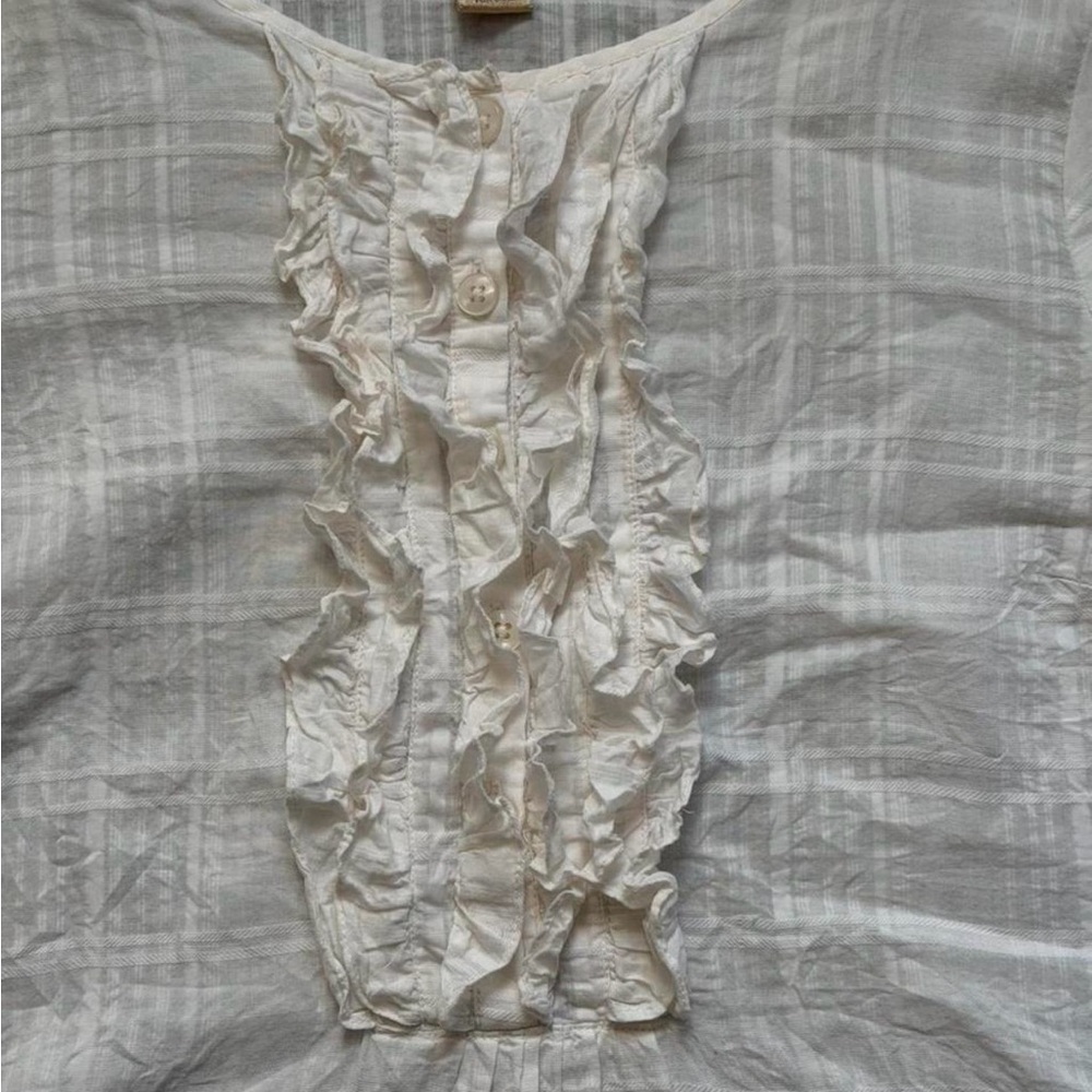 White Blouse with Ruffle Detail - Picture 3 of 4
